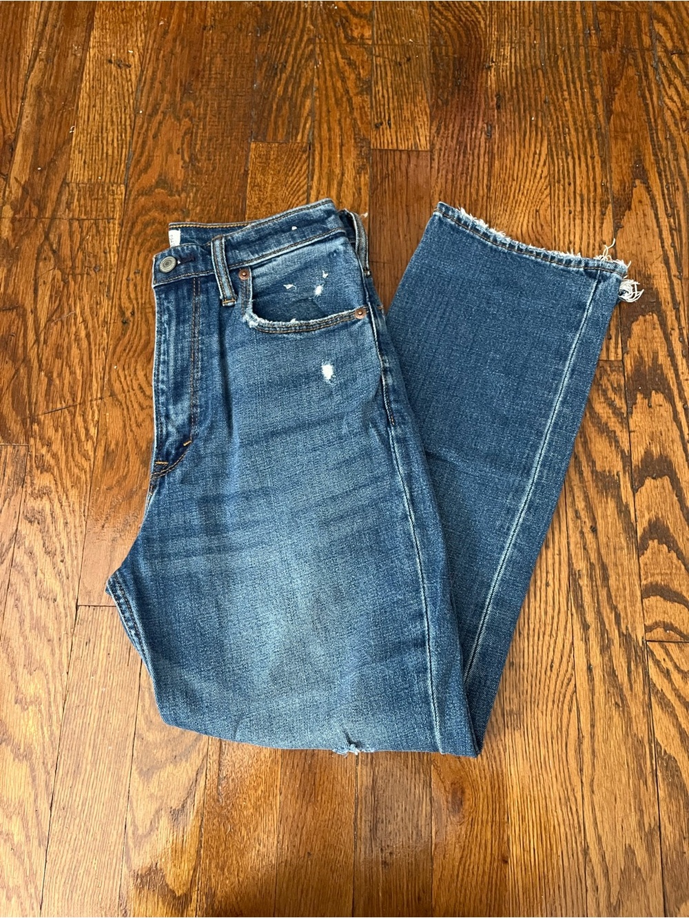 Abercrombie & Fitch Ripped Jeans